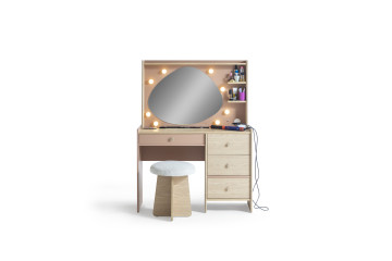 Osaka Makyaj Masası