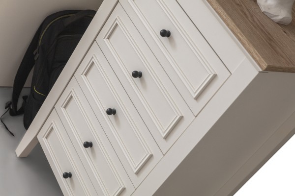 Petra AY Genç Odası