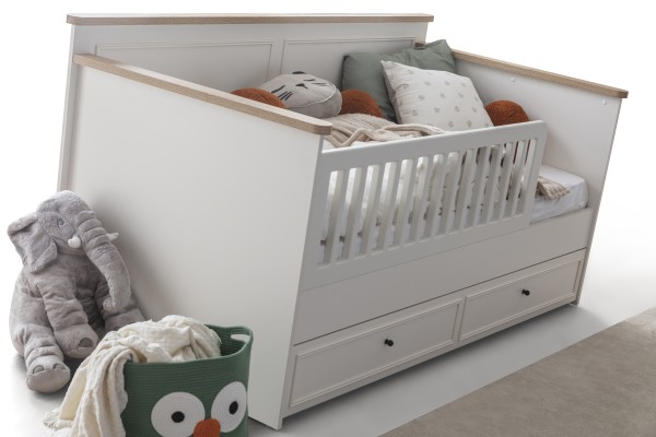 Petra AY Genç Odası