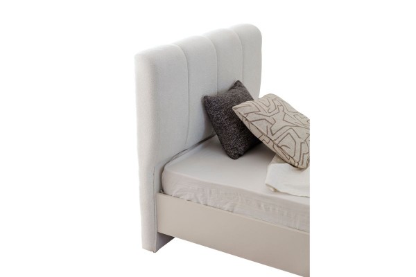 Halikarnas Başlıklı Bazalı Karyola